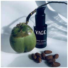 Yage č. 0 Odličovací olej s výživou pro řasy Snow White 50 ml