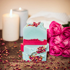 Almara Soap Ručně vyráběné mýdlo Wild Rose 100 g expirace 15.7.2026 Almara Soap Ručně vyráběné mýdlo Wild Rose 100 g expirace 15.7.2026