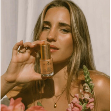 Eco by Sonya Zlatý multifunkční rozjasňovač Golden Iluminiser 30 ml