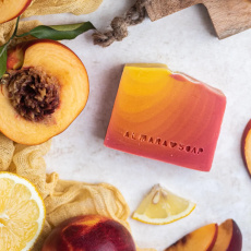 ALMARA SOAP Ručně vyráběné mýdlo Peach Nectar 100 g expirace 15.6.2025